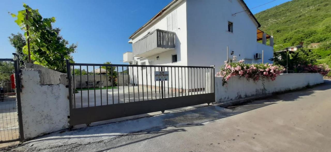 Ban Apartmani Budva Zewnętrze zdjęcie